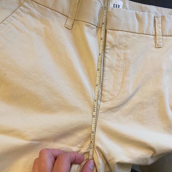 GAP Bermuda shorts size 2 Mid Rise 10” Inseam - Picture 5 of 6